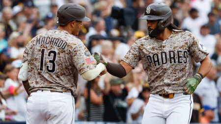 Fernando Tatis Jr. and newcomer Austin Hays power Padres to 7-2 victory over Astros