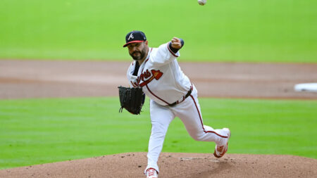 Rays denied potential playoff clinch as Braves win 3-1 behind Martín Pérez and Austin Riley