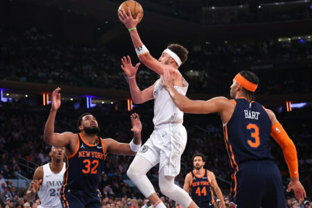 Mavericks buy out Klay Thompson — and he’s already got a new home