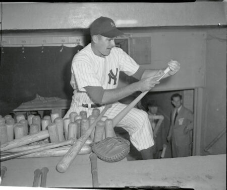 Yankees Birthday of the Day: Johnny Lindell