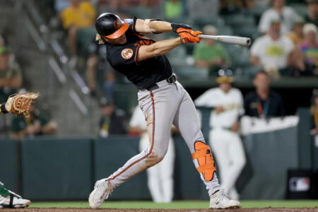Mayo, CES lead Orioles to 10-inning win over Athletics, 4-3
