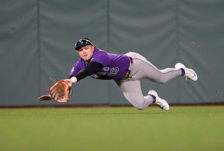 Freeland goes eight, Veen makes a splash as Rockies beat Giants 5-2