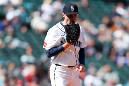 Kade Anderson earns first win in Mariners 3-2 win over Rangers