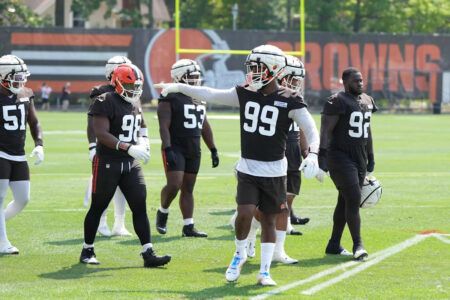 Za’Darius Smith free agency update: Could spurn Browns for former coach
