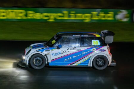 Local pair prevail as Knockhill hosts its first-ever night races
