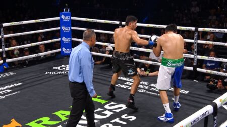 Marco Verde Batters Guillermo Hernandez in Fifth Round Stoppage