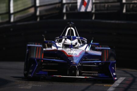 Wehrlein dominates race one to take championship lead