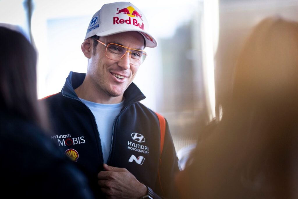 Neuville knows “what he needs to do” to win WRC title