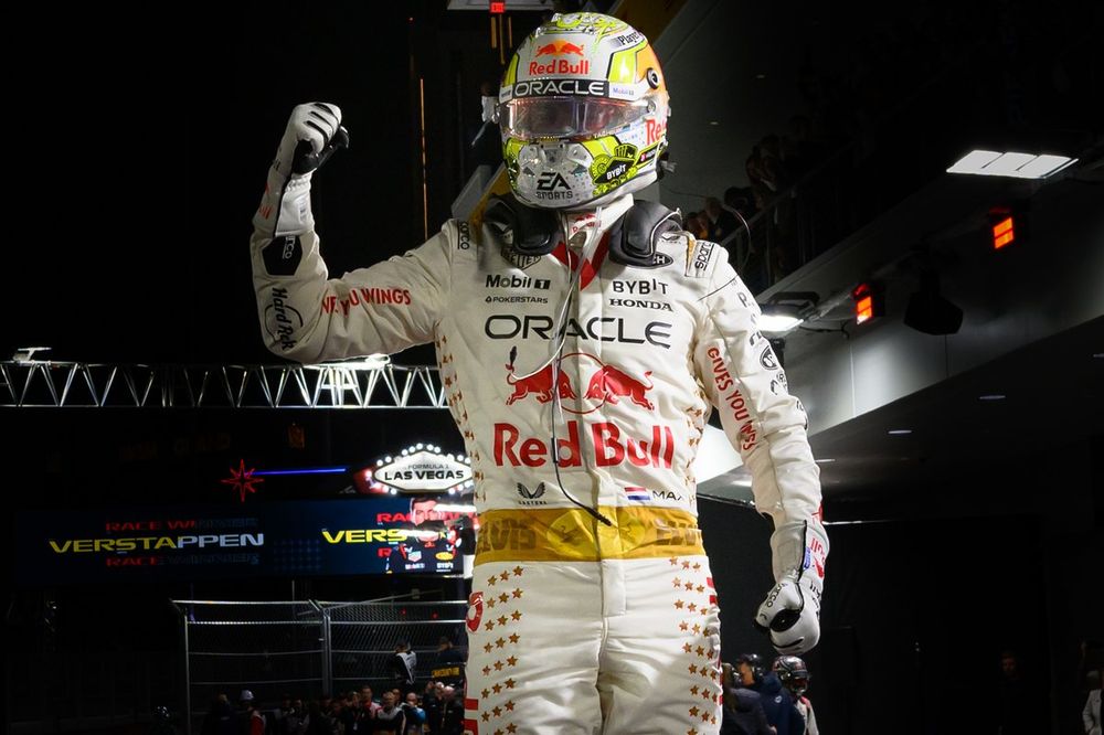 Race winner Max Verstappen, Red Bull Racing