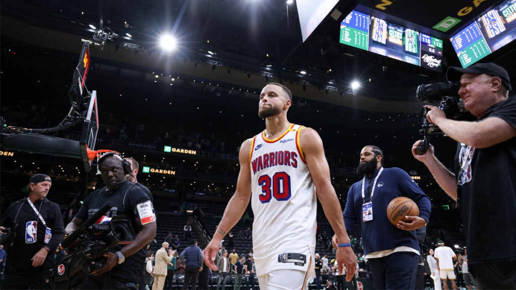 Road Warriors? Early success away from Chase Center good sign for Dubs