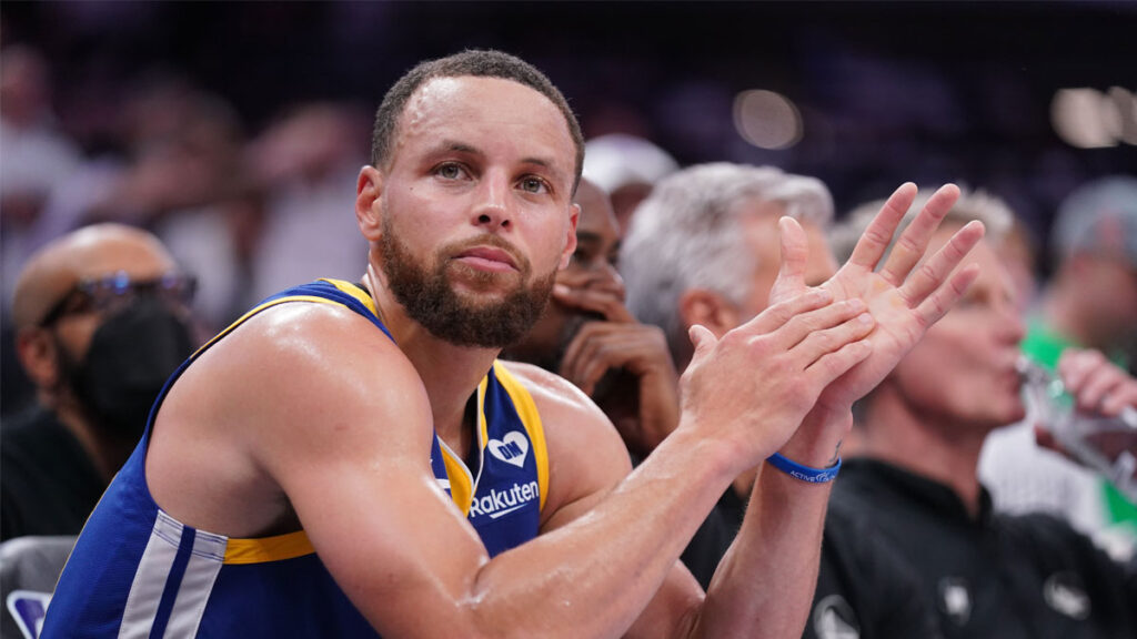 Steph questionable with knee soreness for Warriors-Thunder game