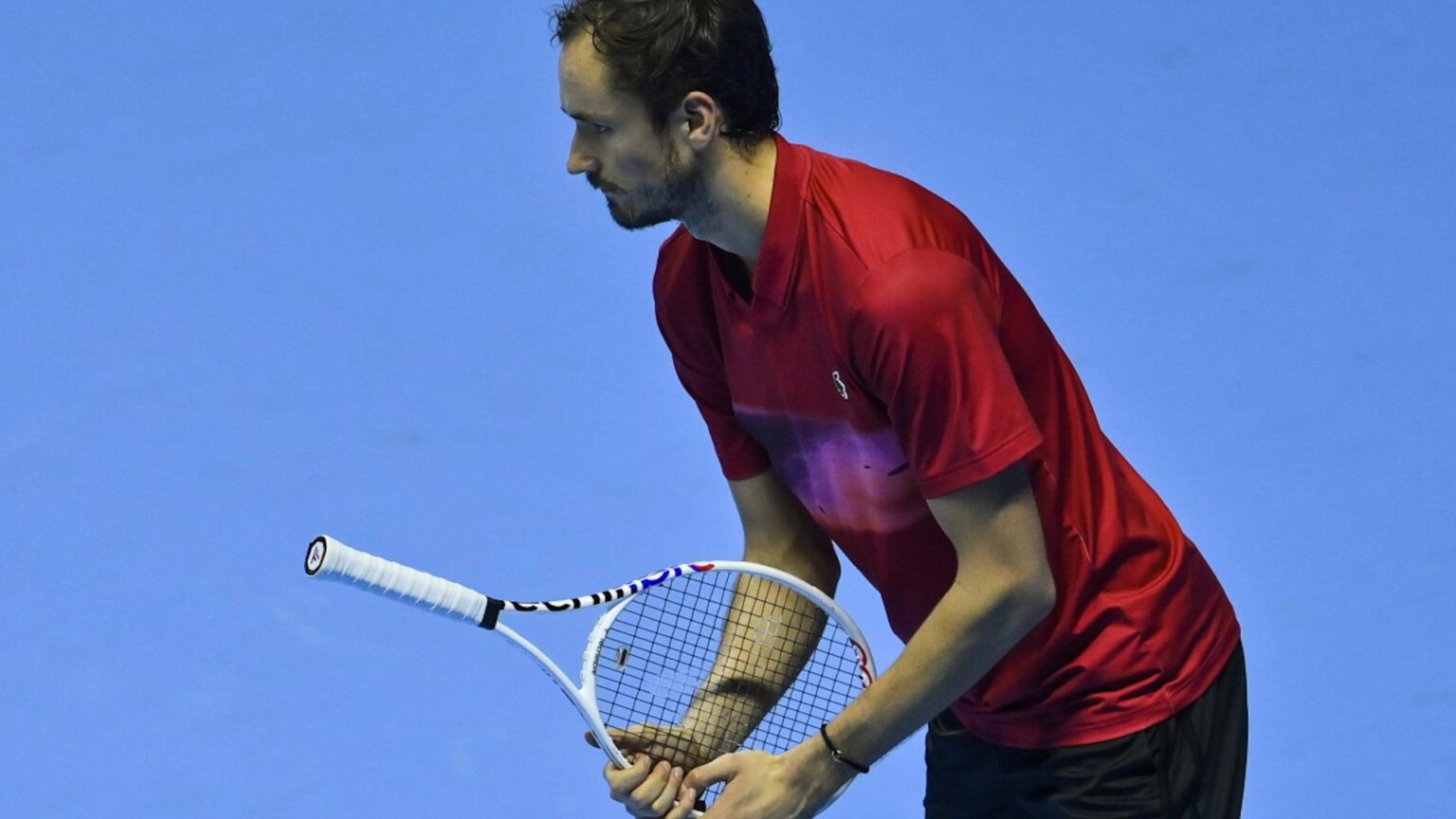 Daniil Medvedev does something never seen before in tennis at ATP Tour Finals as fans say hothead has ‘lost his mind’