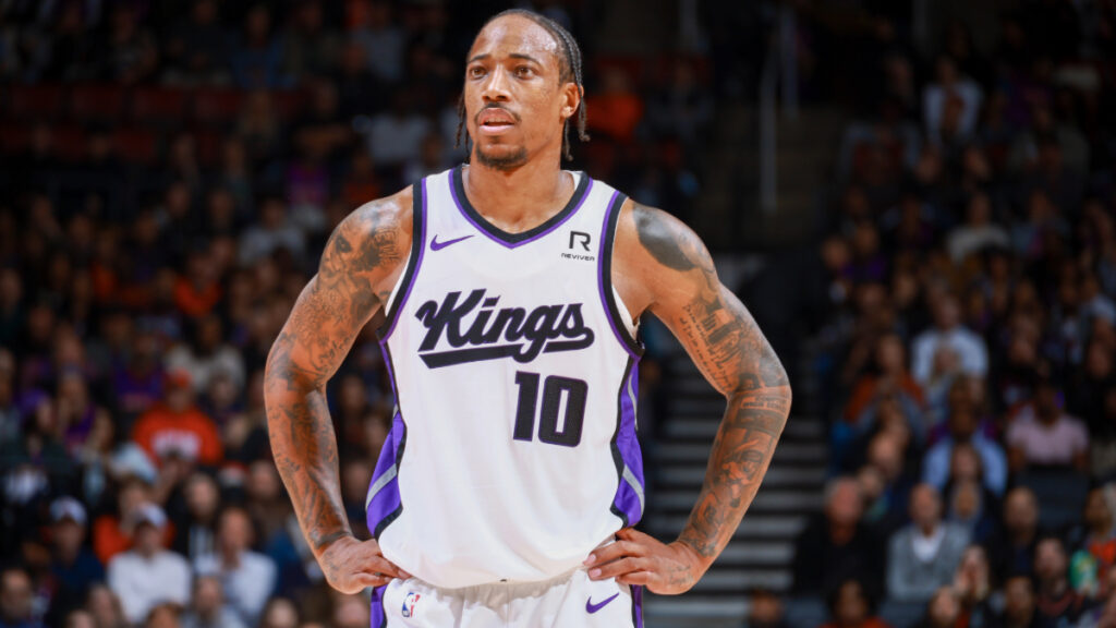 Report: DeRozan intends to return Friday for Kings vs. Clippers