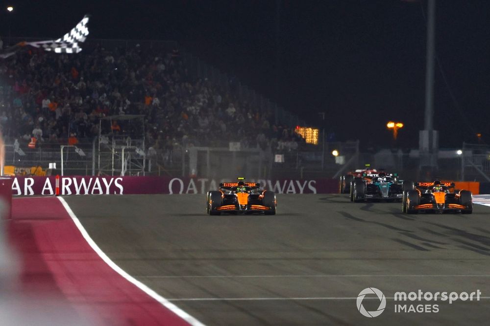 Lando Norris, McLaren MCL38, slows down to let Oscar Piastri, McLaren MCL38