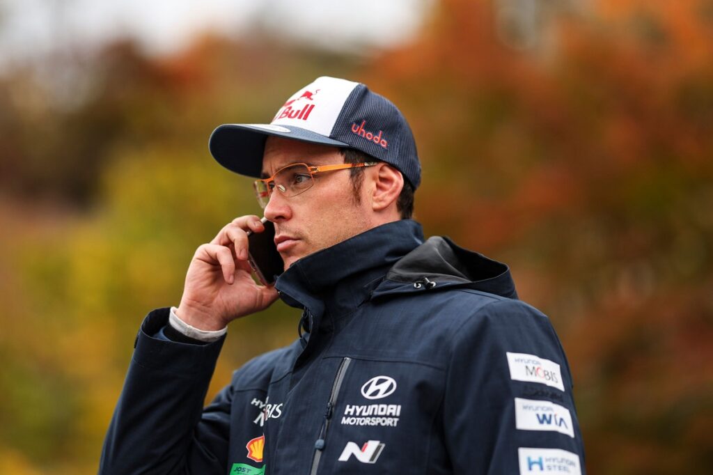 Hyundai apologises to Neuville after being dealt title blow in WRC Rally Japan