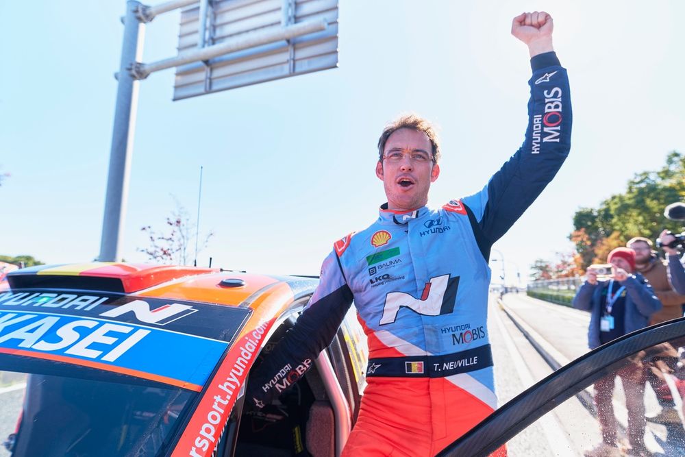 Neuville celebrates finally becoming WRC world champion