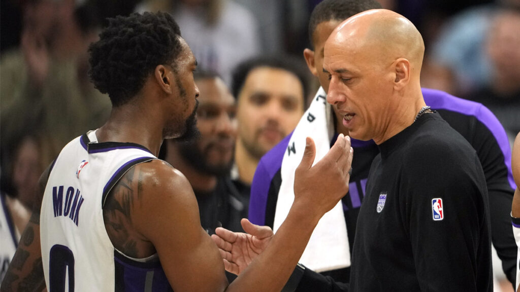 Christie, Kings ‘proud’ of first win under interim coach vs. Mavs