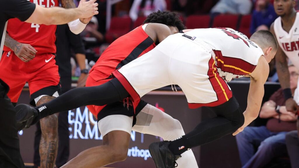 Tyler Herro, Amen Thompson among four players, two coaches ejected after Rockets vs. Heat fight