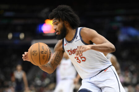 Wizards’ Marvin Bagley leaves loss to Thunder early after gruesome knee injury