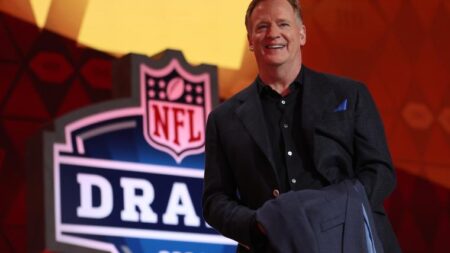 Updated 2025 NFL Draft order: Giants take solo lead for No. 1 pick after Raiders’ win in Week 16