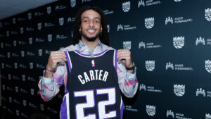 Report: Kings clear Carter for unrestricted basketball activity