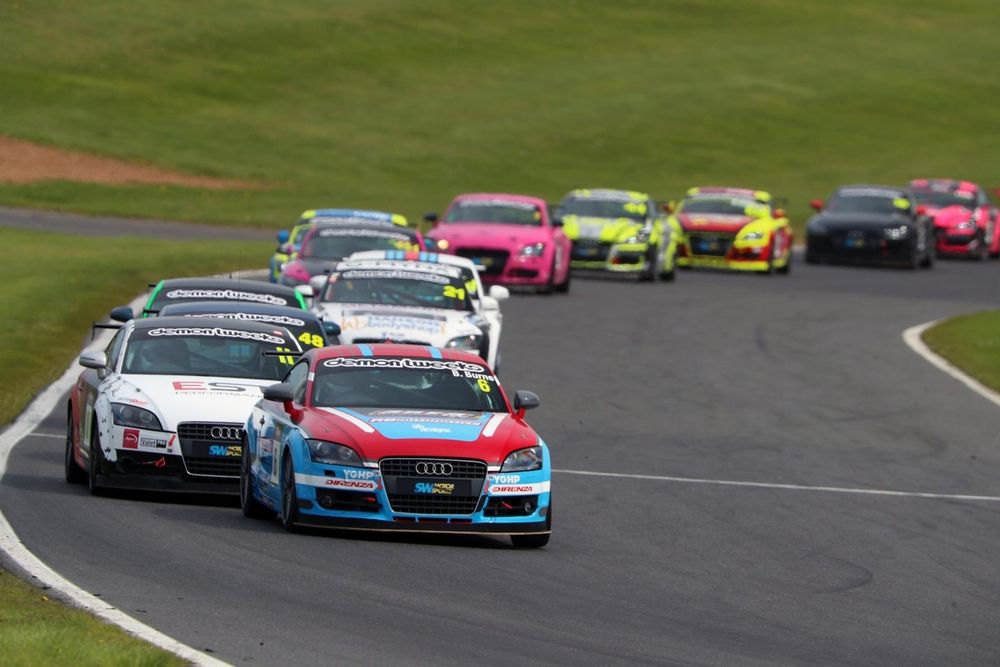 Burns used his years of experience to snatch the Audi TT Cup crown