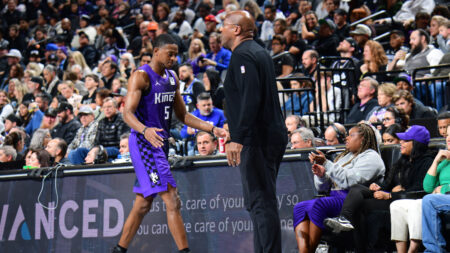 Why Fox, rest of Kings found Brown’s firing ‘surprising’