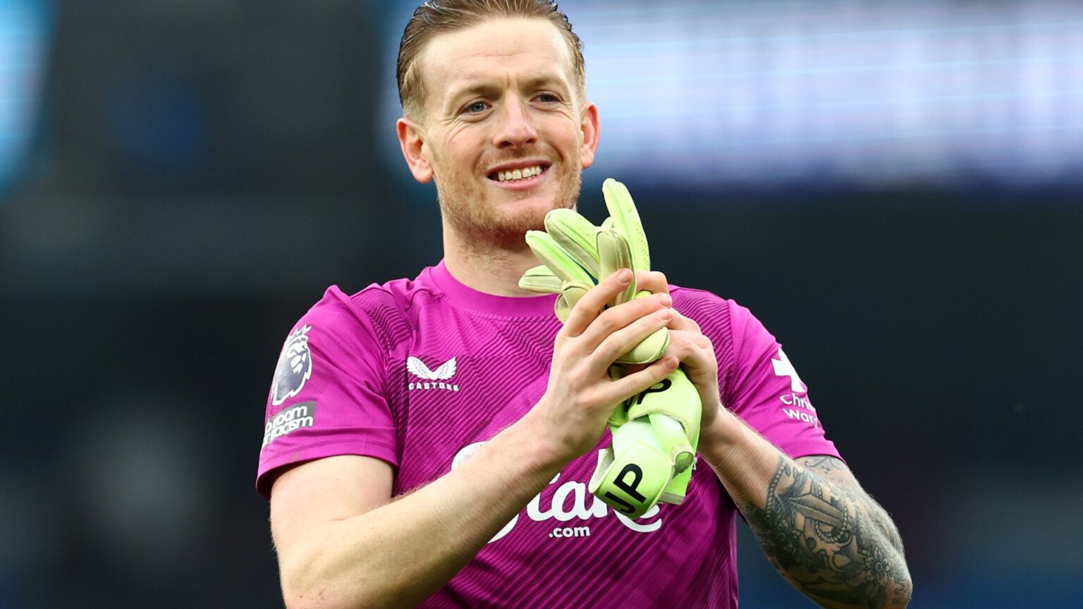 Fans spot what Jordan Pickford did to ‘rattle’ Erling Haaland seconds before Man City man missed penalty