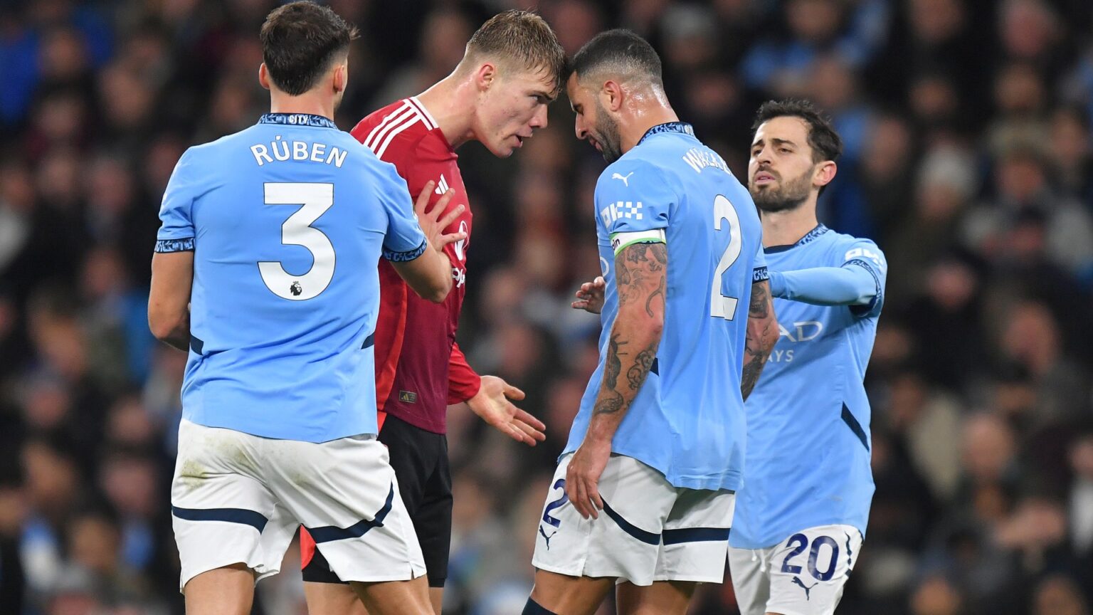 Rasmus Hojlund destroys Kyle Walker with savage poem after Man City star’s ’embarrassing’ dive against Man Utd