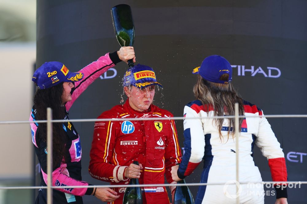 Race winner Maya Weug,  PREMA Racing, second place Abbi Pulling, Rodin Motorsport, third place Nerea Marti, Campos Racing celebrate on the podium