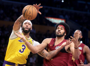 Lakers coach JJ Redick says beating Cavaliers requires ‘close to perfect basketball’ after 122–110 loss