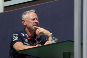 Red Bull agrees Wheatley’s Sauber F1 start date, but hangs on to Courtenay