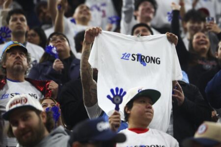 Clippers and their fans show their ‘L.A. Strong’ support during victory over Miami