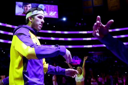 Hernández: Lakers go all-in on Austin Reaves and will learn whether he can become an all-star