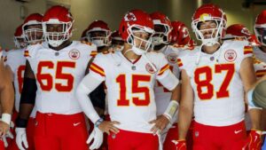 Who will Chiefs play in NFL playoffs? Updated potential opponents for Kansas City in 2025 NFL bracket