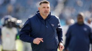 Why did the Patriots hire Mike Vrabel? New England brings former Titans coach home after quick search