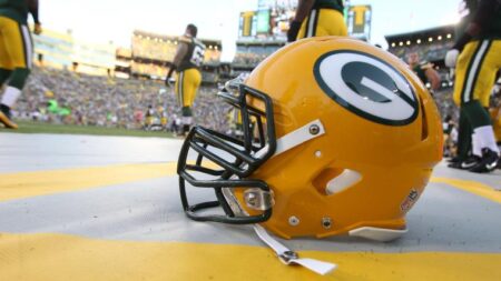 Packers blockbuster trade idea ships 5 million four-time All-Pro to Green Bay