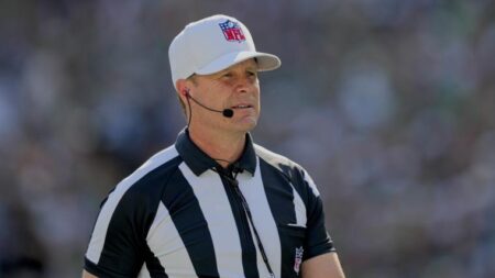 NFL fans can’t believe ref threatened to award Eagles a TD over Commanders poor ‘behavior’