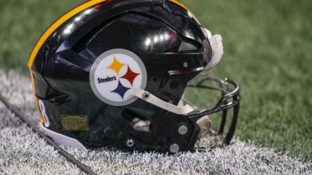 Steelers  million pending free agent predicted to ditch Pittsburgh for Jets