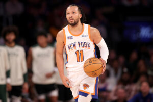 Jalen Brunson scores 44 in Knicks’ 140–106 blowout of Bucks