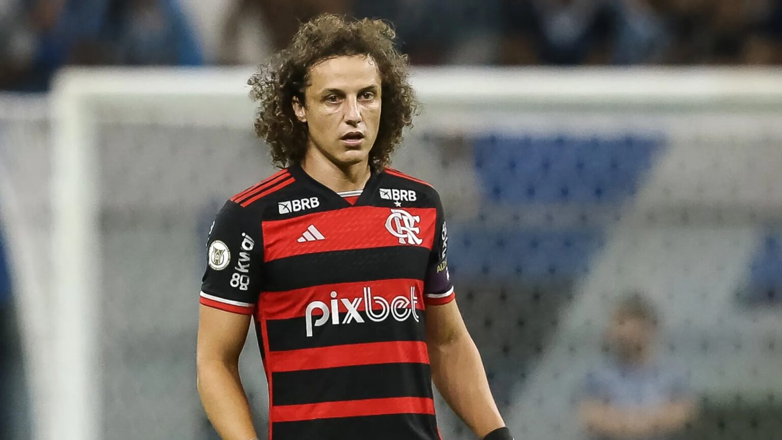 Ex-Chelsea and Arsenal star David Luiz ‘locked in talks over transfer to European giants’ after leaving Brazilian side