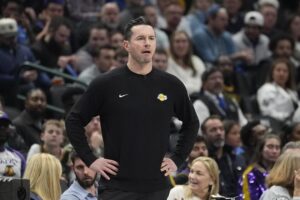 Lakers coach JJ Redick’s family evacuated from their home in Pacific Palisades