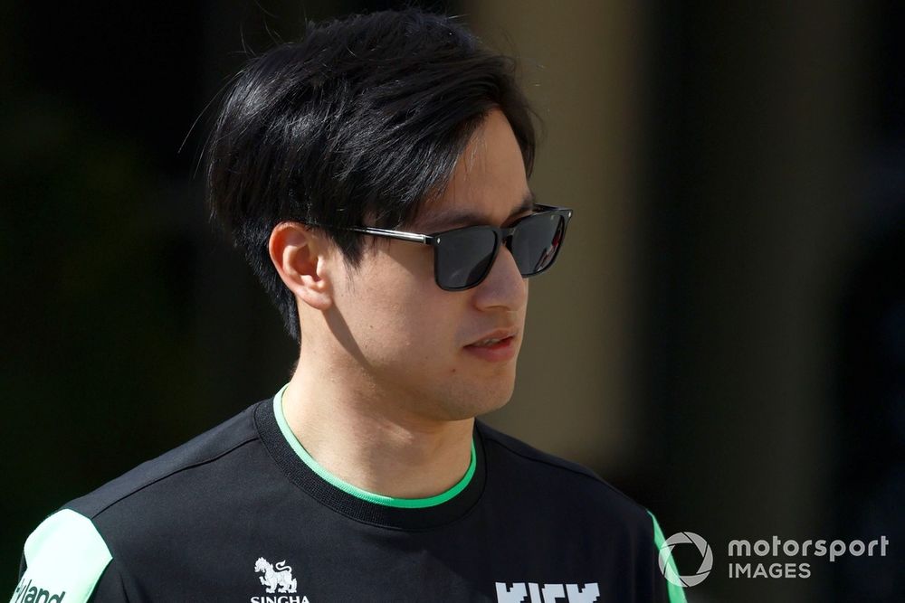 Zhou Guanyu, Stake F1 Team KICK Sauber