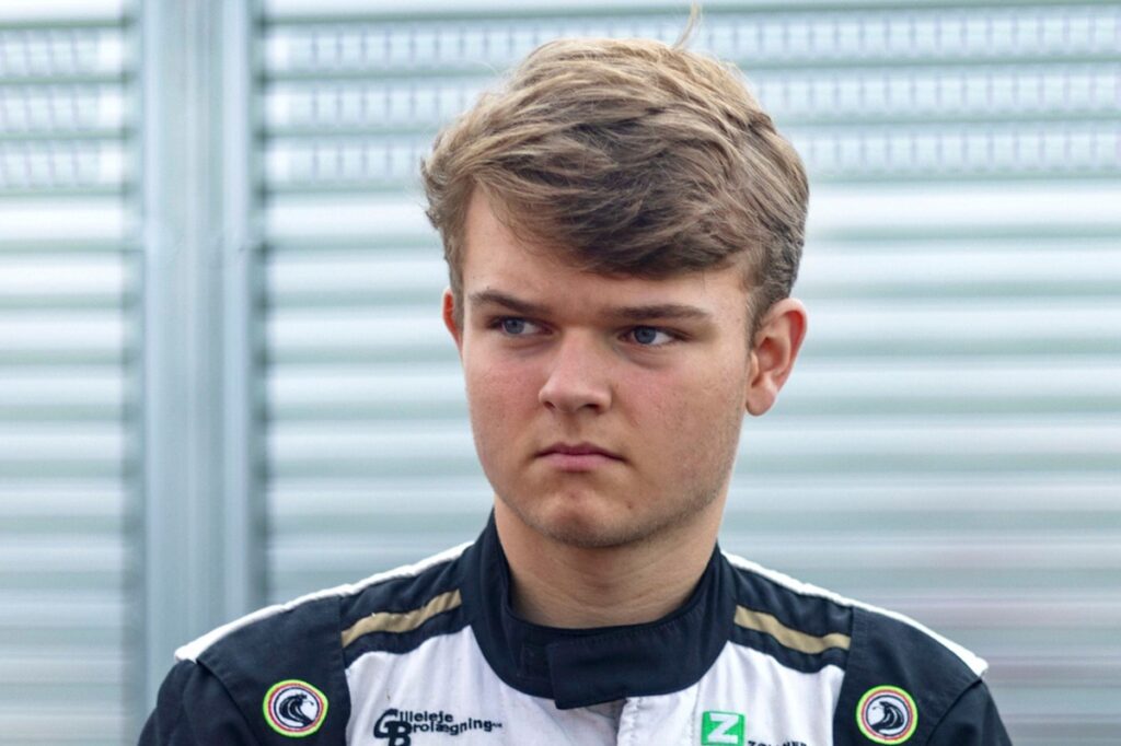 Magnussen’s brother to make car racing debut in GB4 with Fortec