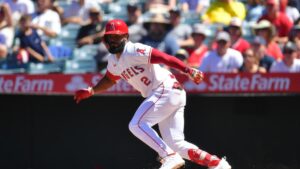 Luis Rengifo and Angels argue their salary arbitration case 0,000 apart