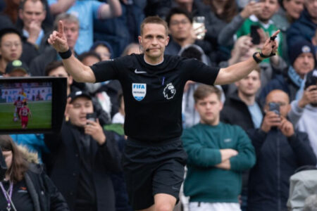 Who is Liverpool vs Tottenham referee Craig Pawson and how do in-stadium VAR announcements work?