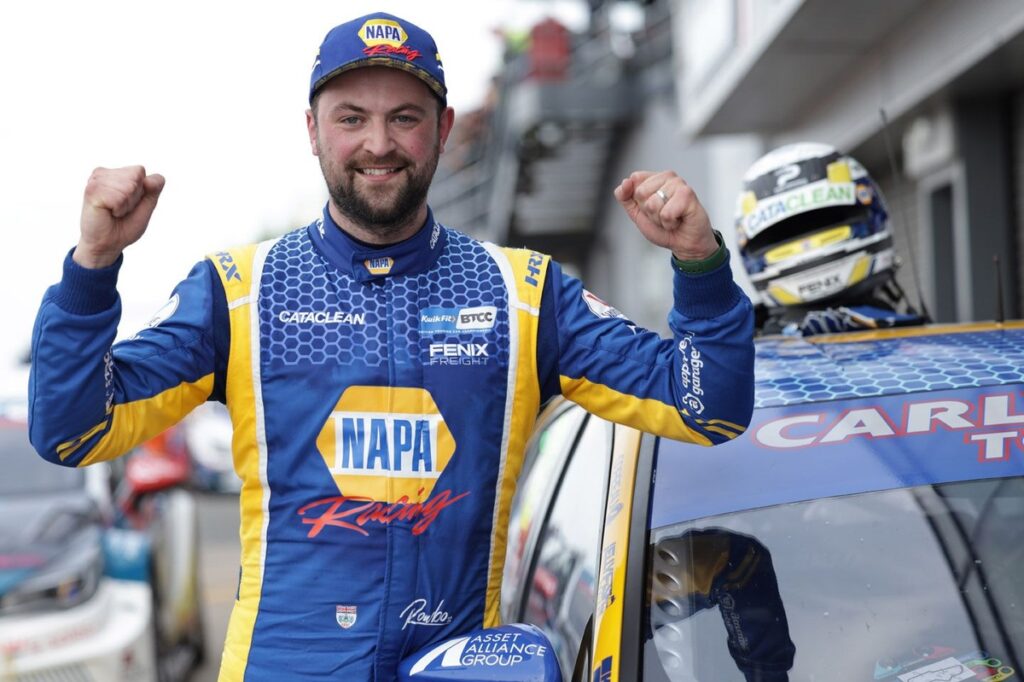 BTCC racer Rowbottom gets two more years with NAPA/Alliance after heart surgery