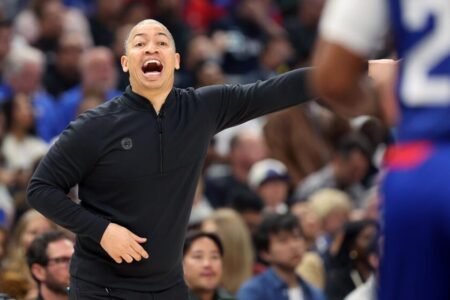 Clippers coach Tyronn Lue rips his team after loss to the Lakers