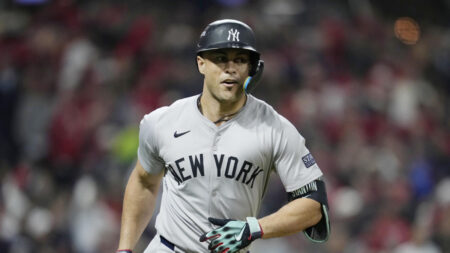 Giancarlo Stanton leaves Yankees spring camp for medical testing in New York