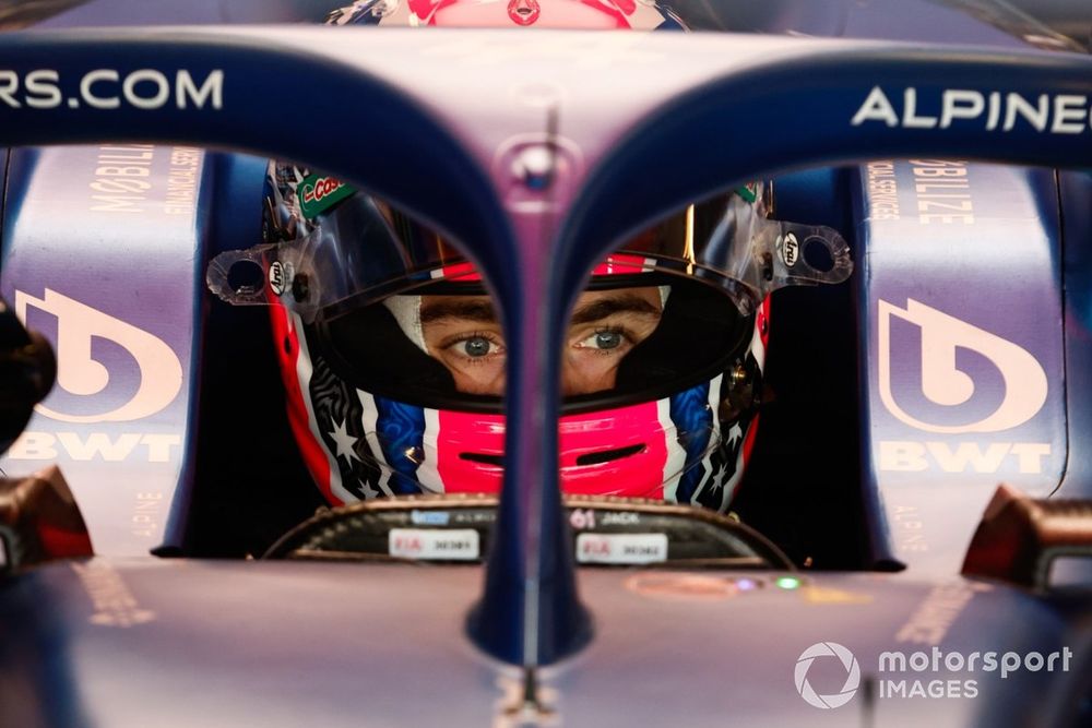 Jack Doohan, Alpine F1 Team, in cockpit